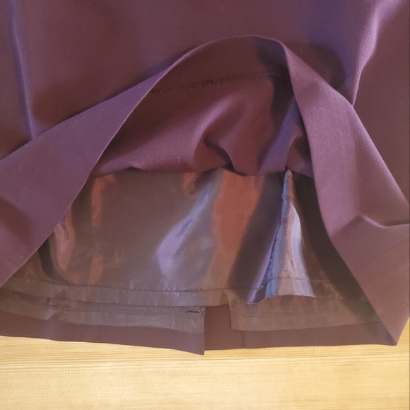 Caslon Women's Two-piece Classic Suit - Picture 10 of 13